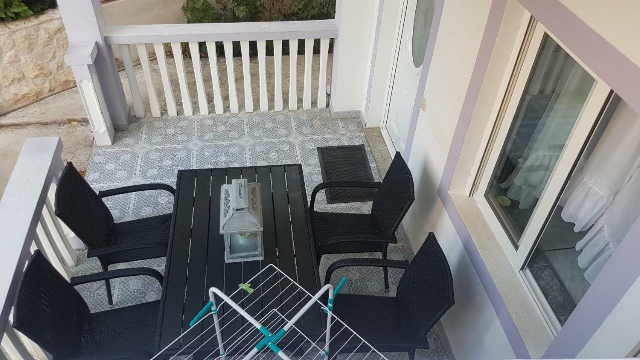 Apartments Lavanda Biograd Na Moru Exterior foto